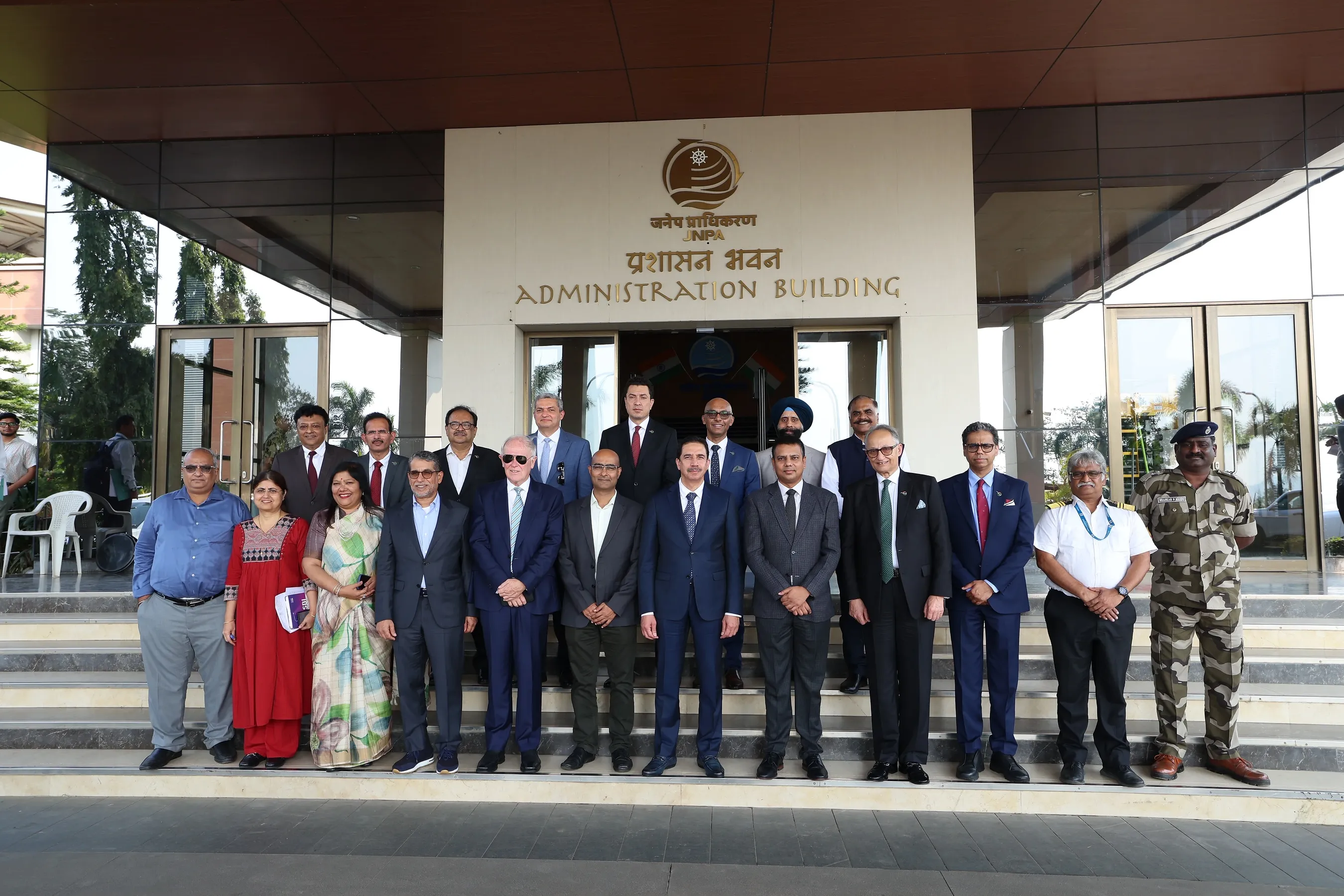 DP WORLD REAFFIRMS LONG-TERM PARTNERSHIP WITH INDIA AS EXECUTIVE CHAIRMAN H.E. ESSA KAZIM MAKES FIRST VISIT